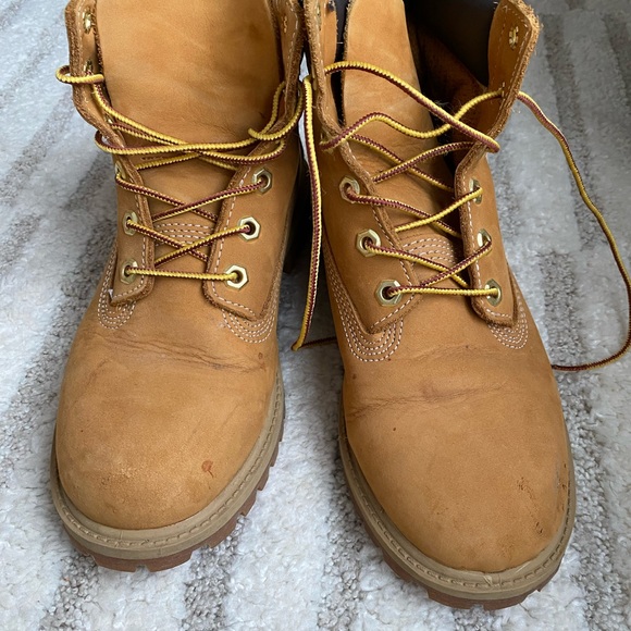 Timberlands - Picture 2 of 6